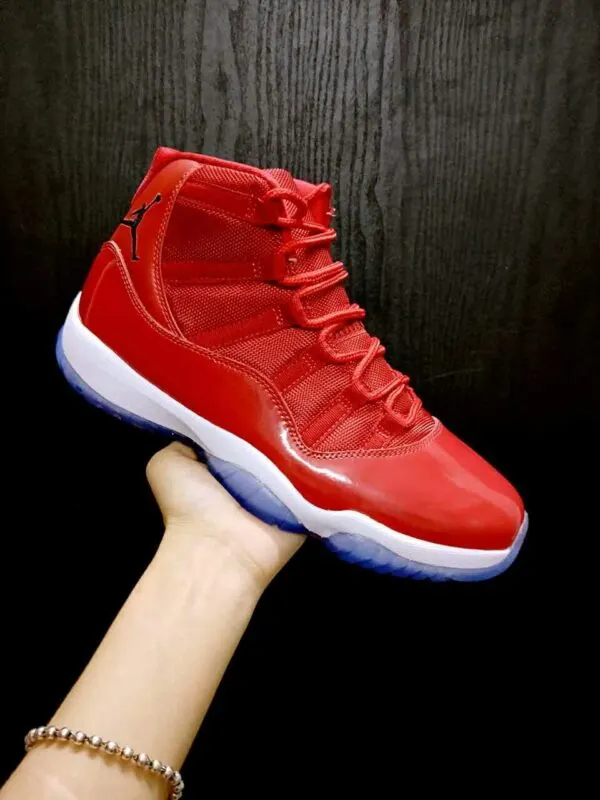 Air Jordan 1 Top original head layer leather item number: AA3834-102 Number 40.5-47.522