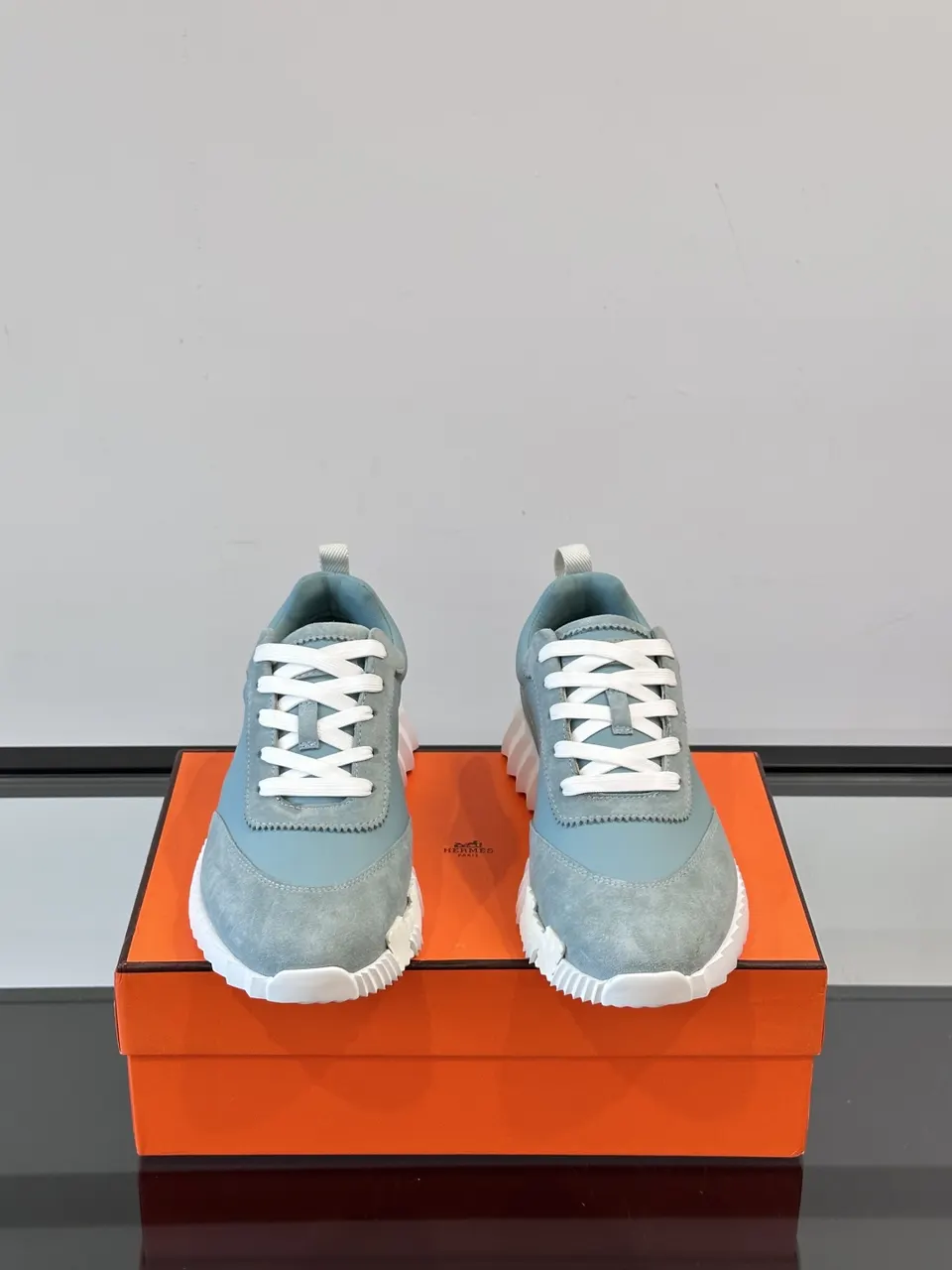BNIB Hermes Bouncing Sneaker Men  New Color Gris Nuage