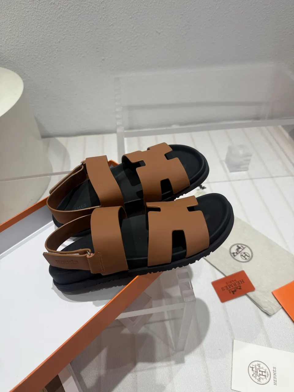 Chypre leather sandals Hermes Brown
