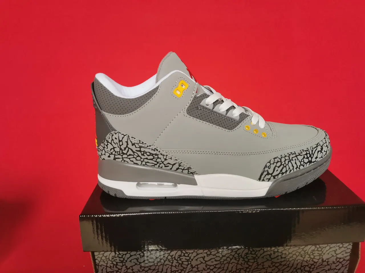 Air Jordan 3 Cool Grey - Air Jordan 3 Retro Cool Grey - Iconic Style!