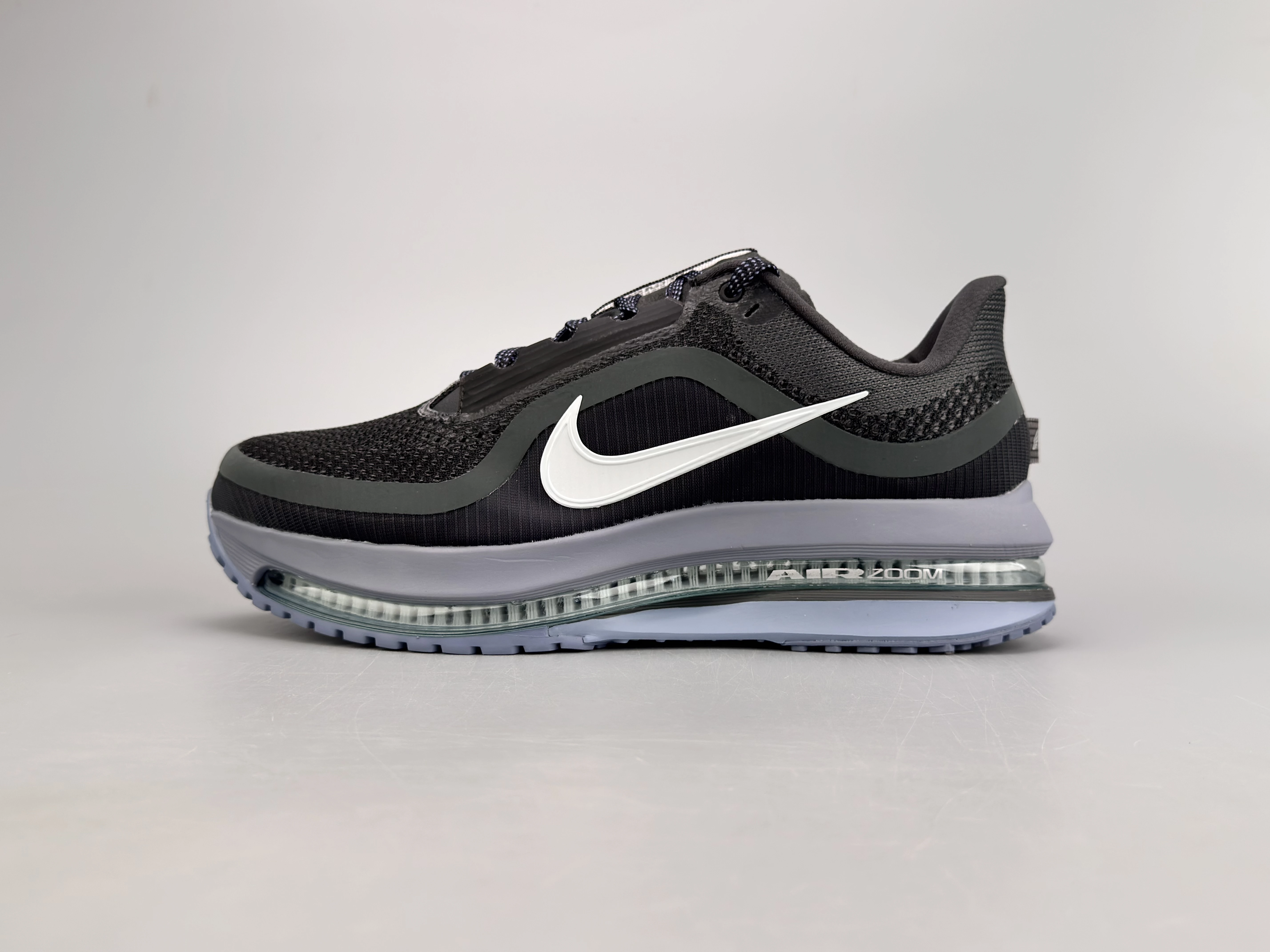 Nike Pegasus Premium Men's Road Running Shoes in Black/White