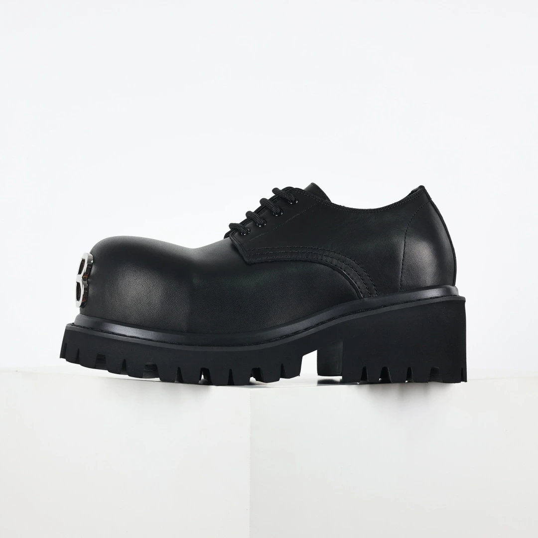 Balenciaga Serge Derby Shoes in Black