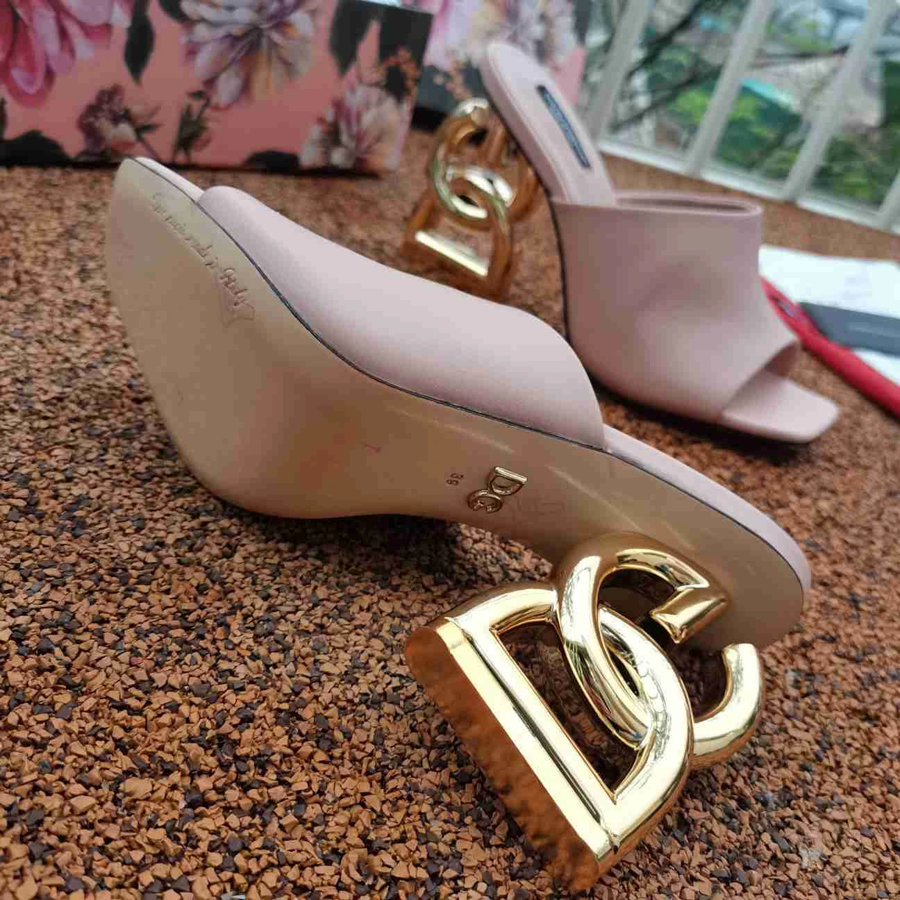 Dolce & Gabbana White Leather Mules With Gold DG Heel