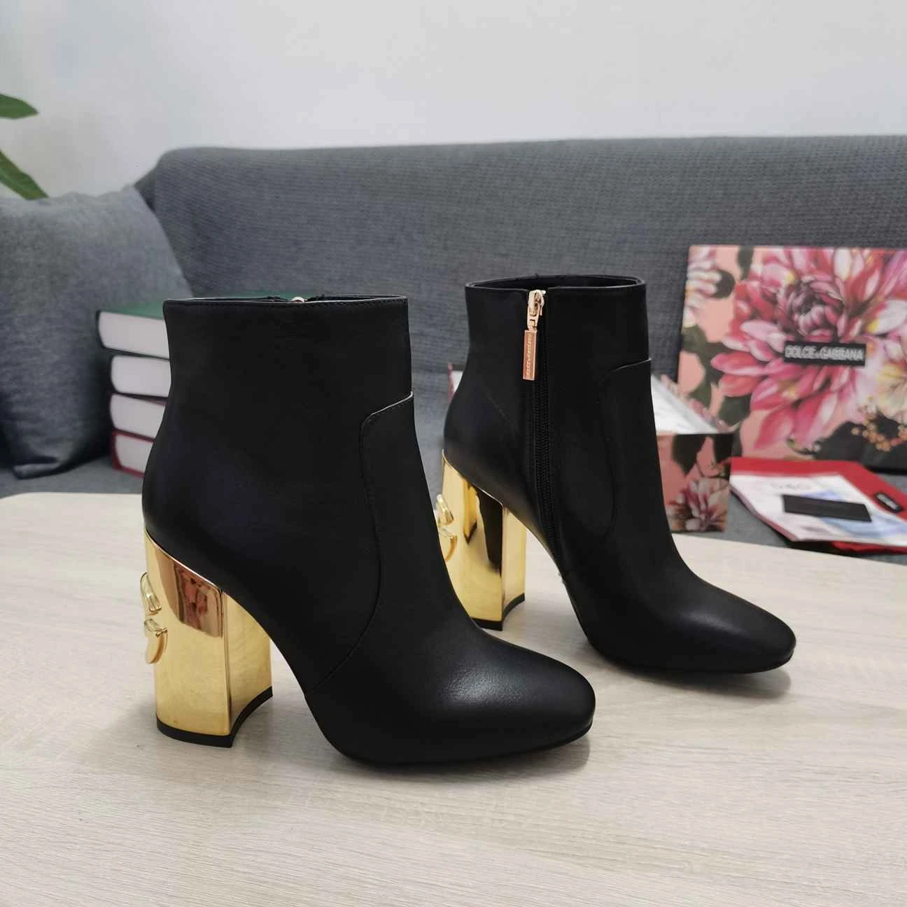 Dolce & Gabbana Ankle Boots Black Leather Gold Heel
