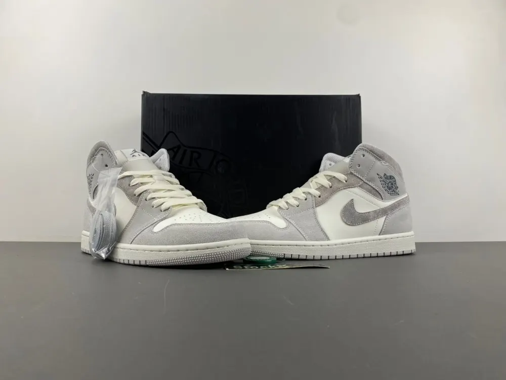 God version! Jordan 1st generation Air Jordan 1 Low OG Mocha Small reverse hook Mocha low-top item number: CZ0790-102 Original God version 1.29 number 7-13 Shipping 3-113