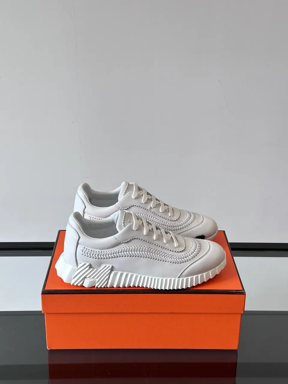 zigzag Hermès White Leather Lace-Up Sneakers - Hermès White Leather