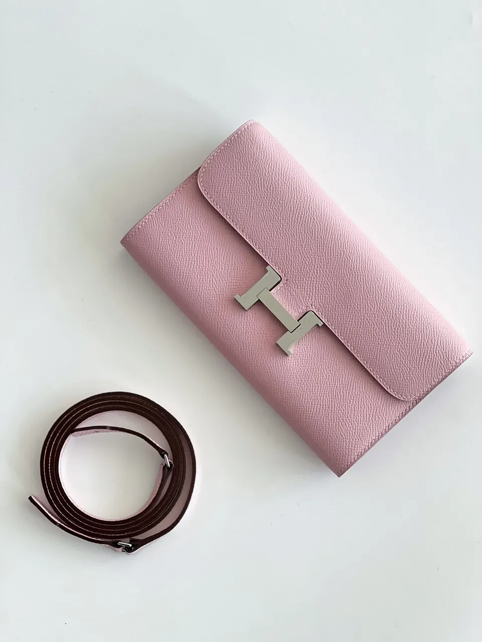 Hermès Pink Calvi - Leather Card Holder Wallet