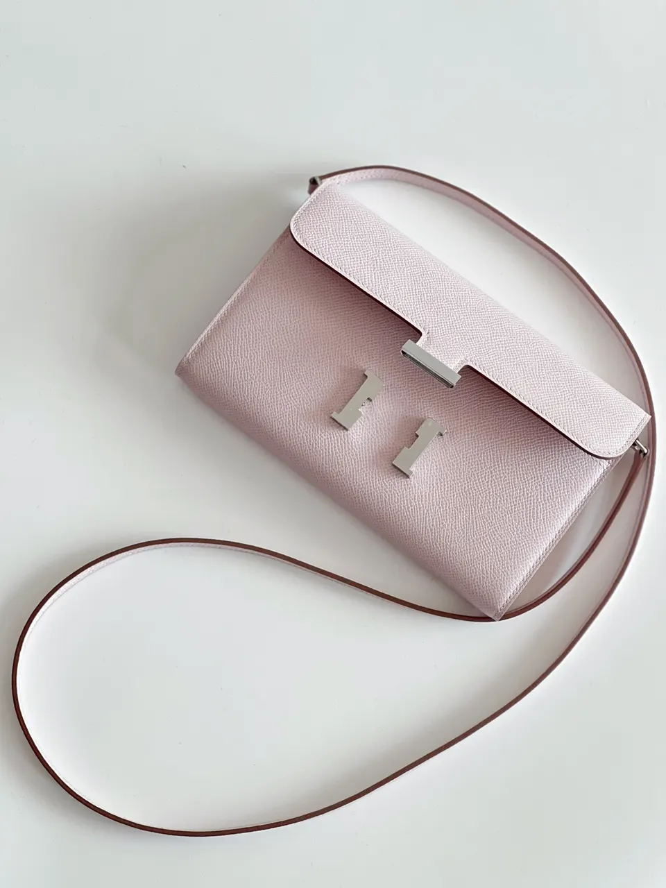 Hermès Pink Evelyne - Silver Hardware Crossbody Bag