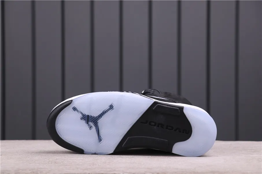 Joe 12 Air Jordan 12 Reverse Flu Game Item No.: CT8013-106 Joe 12 High-top White Red Number of codes: 40-47.59