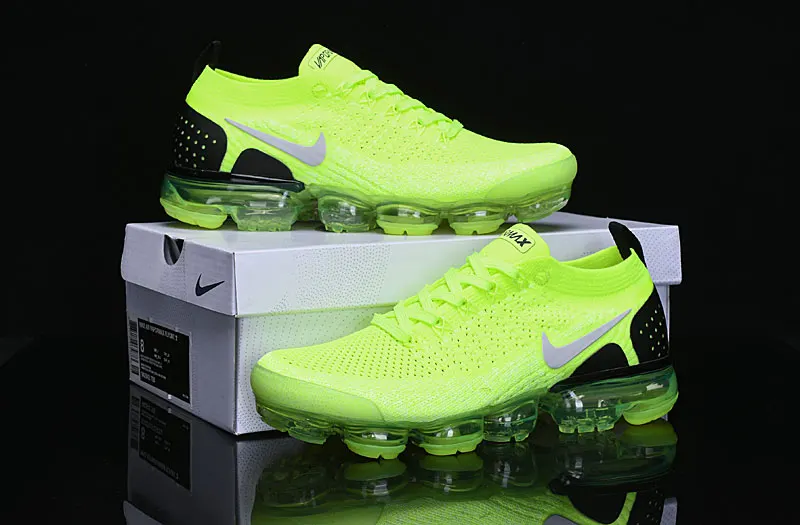 Nike Air VaporMax Flyknit 2 Fluorescent green Running