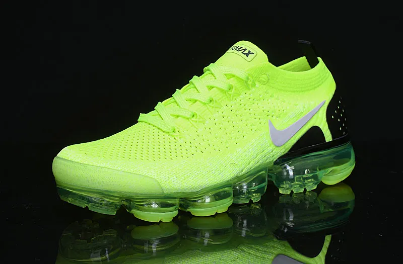 Nike Air VaporMax Flyknit 2 Fluorescent green Running