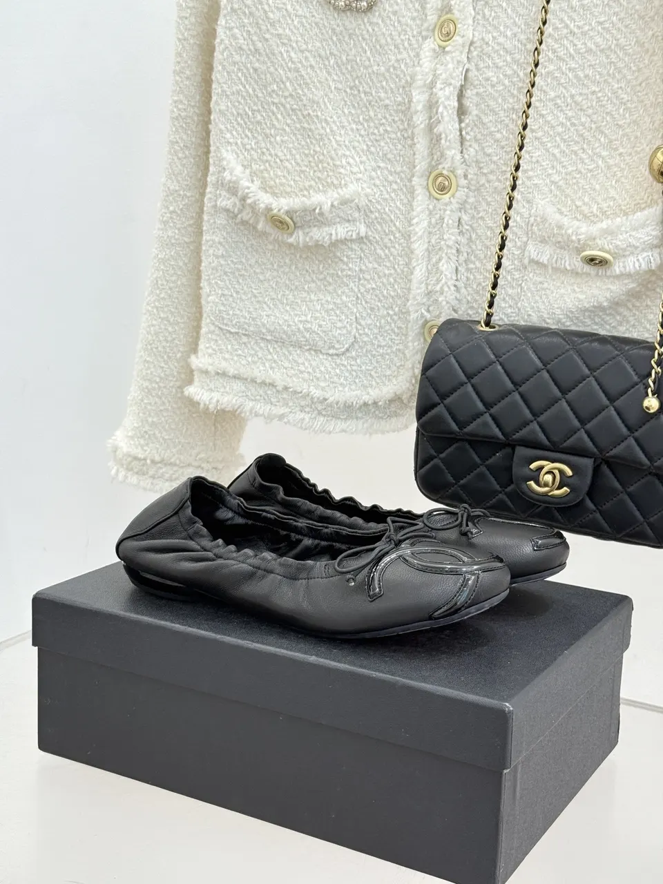 Chanel Black Ruched Ballerinas - Chanel Black Leather Ruched