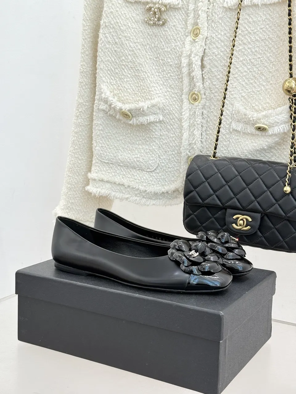 leather Chanel Black Flower Ballerinas - Chanel Black Leather Flower