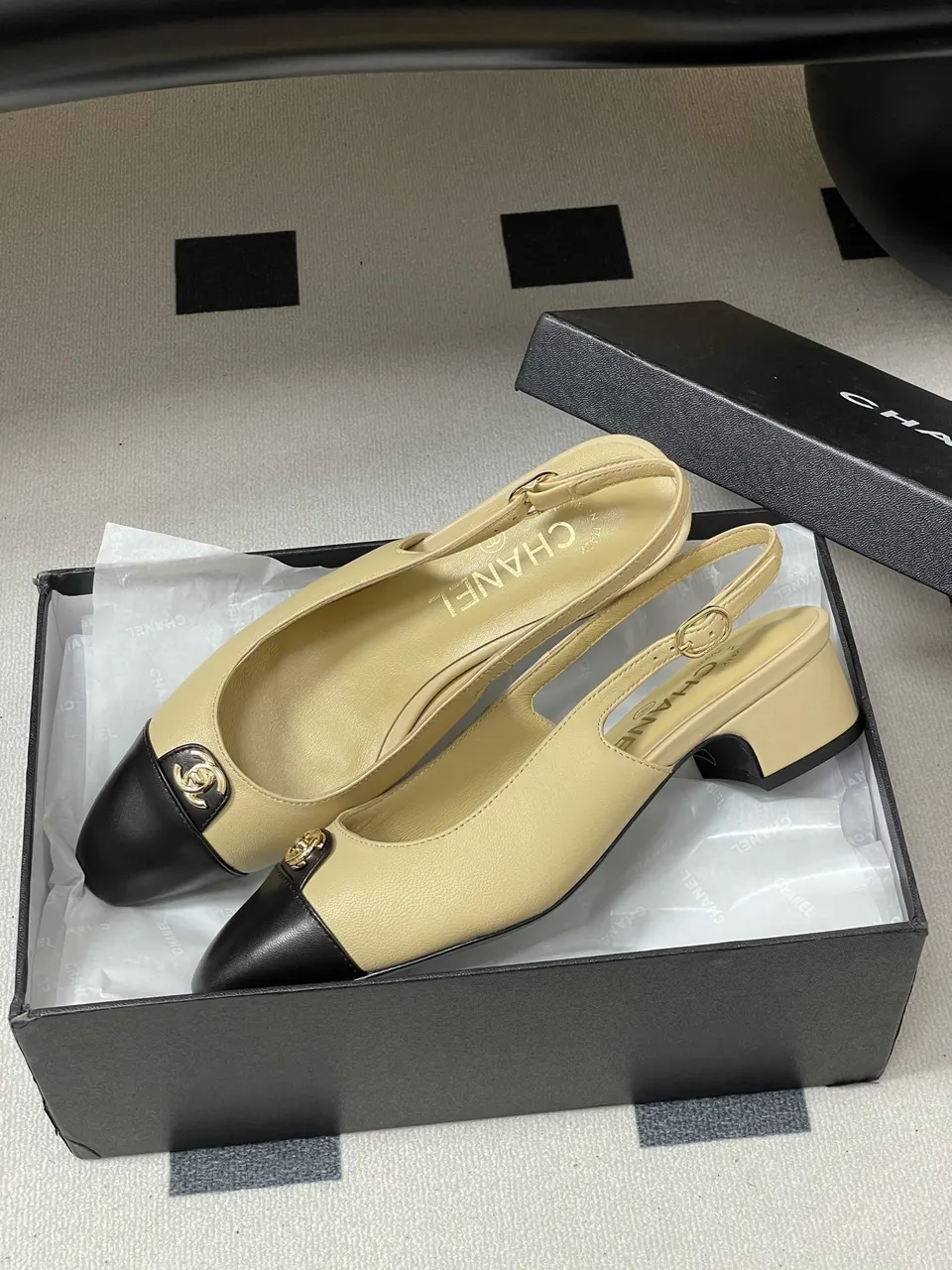 Classic Chanel Two-Tone Slingback Block Heel Pumps – Beige & Black