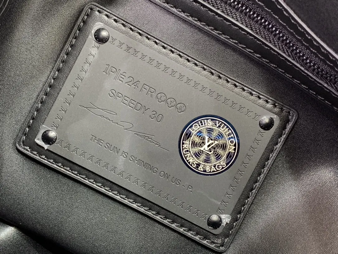 Speedy P9 Bandoulière 50 Autres Cuirs Monogram